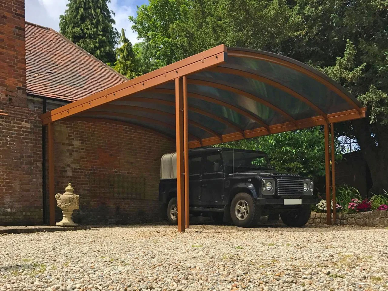 Carport günstig kaufen für ein Auto – Warum Einzelcarports oft ausreichen