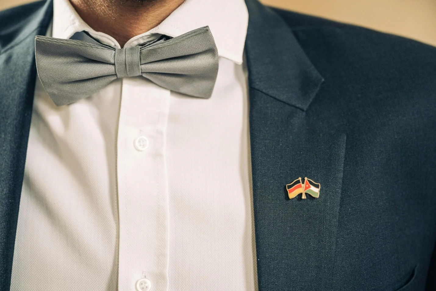 How ThePinGurus Simplifies the Custom Enamel Pins Experience