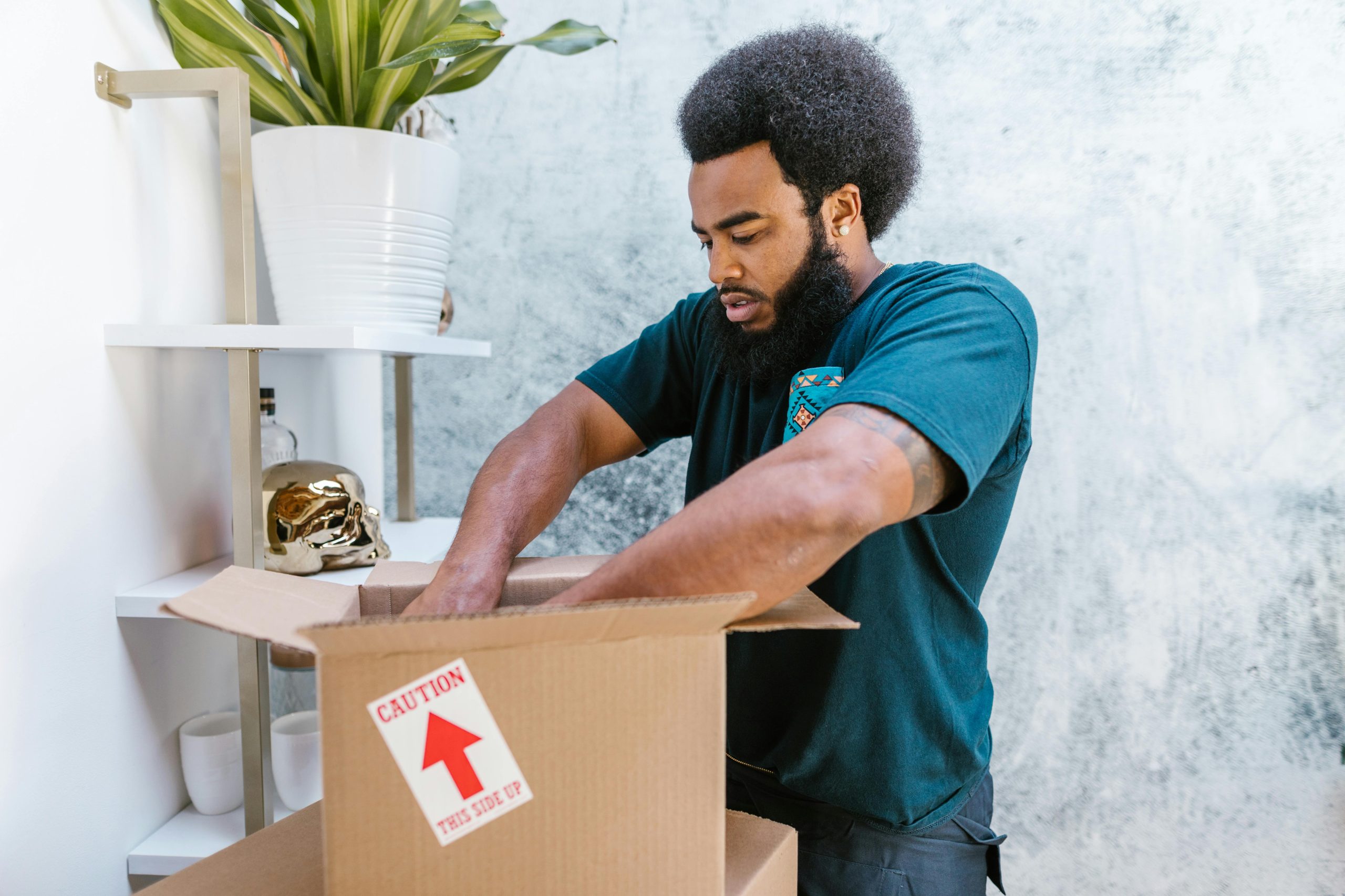 Top Reasons to Hire Professional Movers for Your Hot Tub